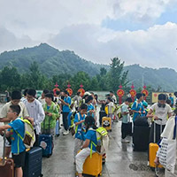 “比课堂更生动 比旅行更深刻”——筑梦大别山社会实践营在金寨开营